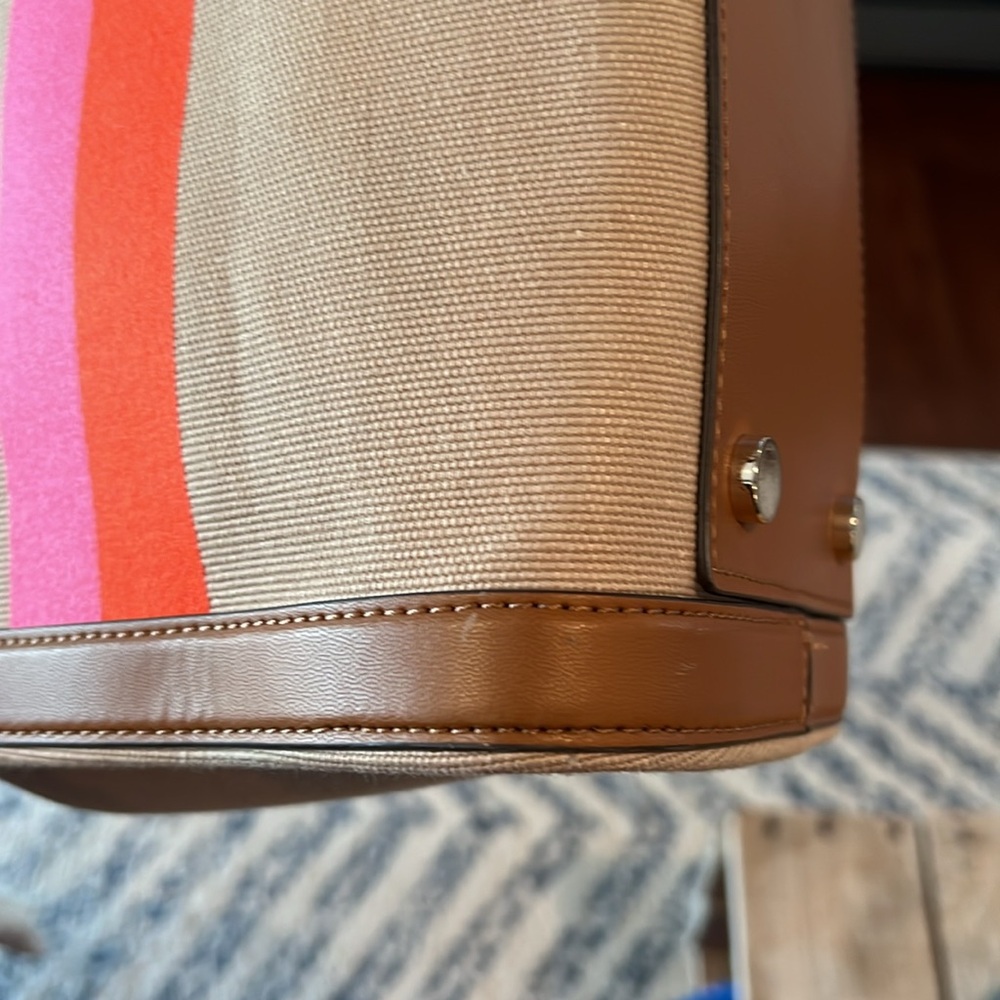 Kate Spade Tan and Pink Tote Bag GUC, see photos for a few minor blemishes . - Picture 6 of 7